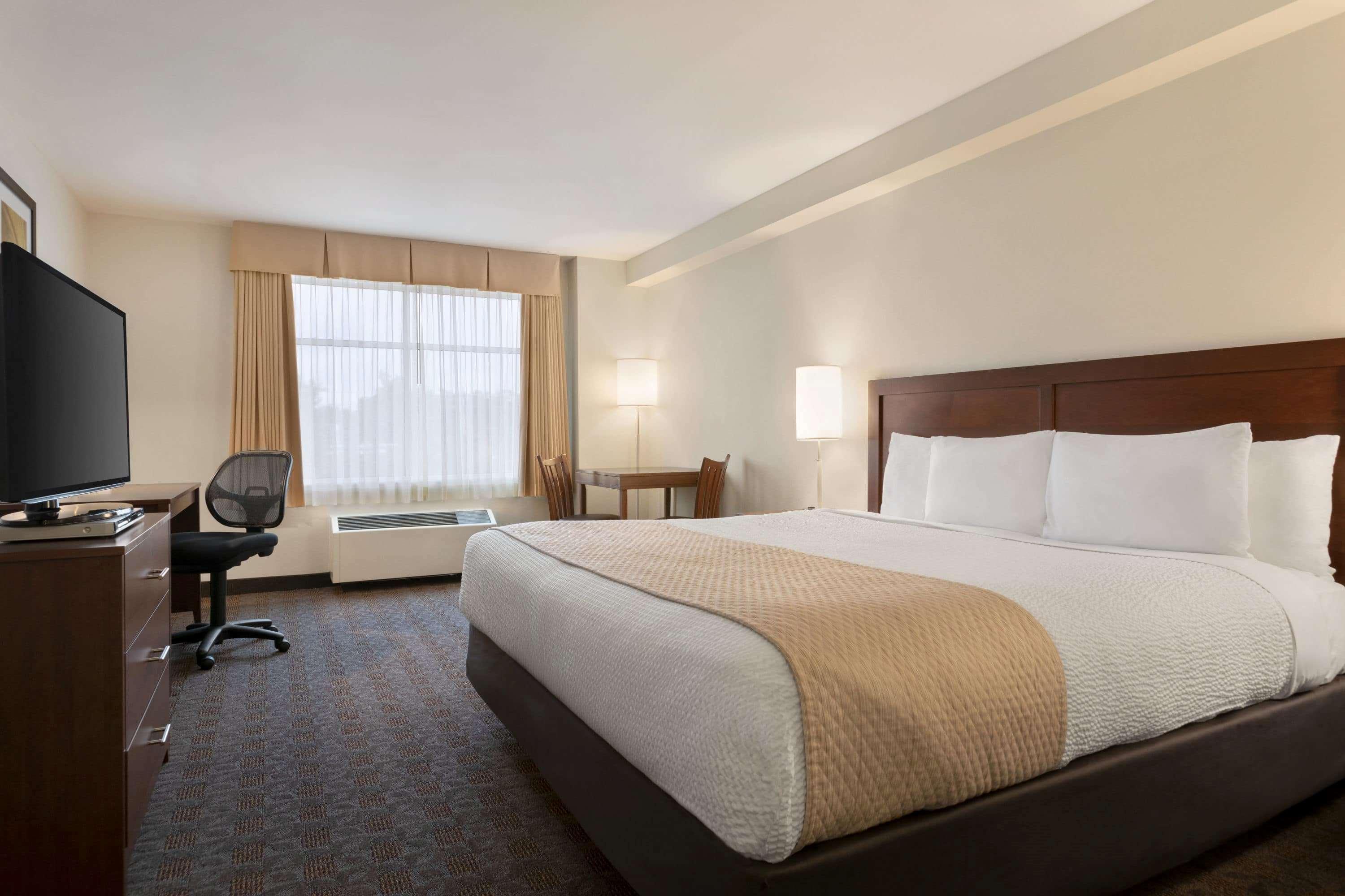 Days Inn By Wyndham Ottawa Airport Exteriör bild